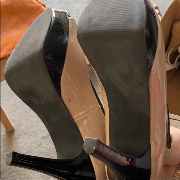 Heels - Picture 3 of 3